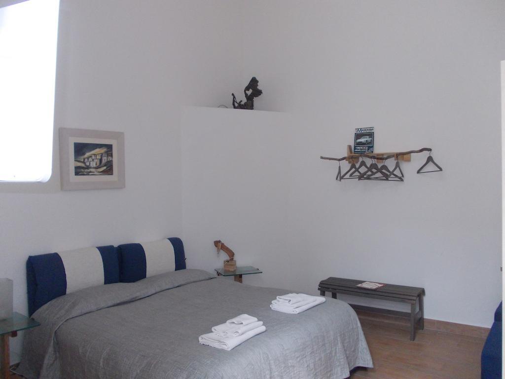 4 Camere A Trani Quarto foto